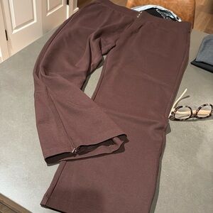 Brown straight leg woman's net pants in a size 2XL packets on back new tags